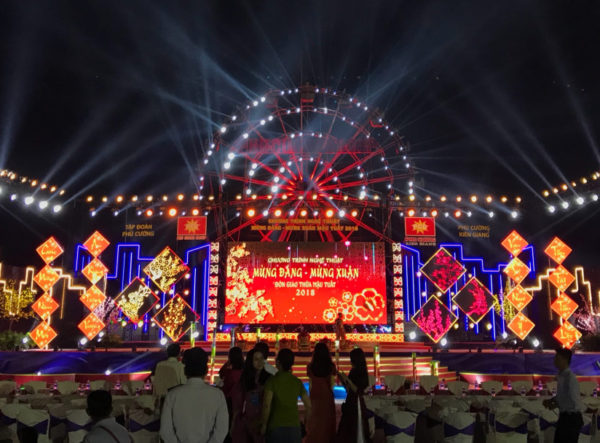 Visual Art-Hồng Nhân