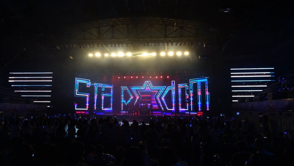 MÀN HÌNH LED + HOLOGRAM - STARDOM CONCERT VŨ CÁT TƯỜNG