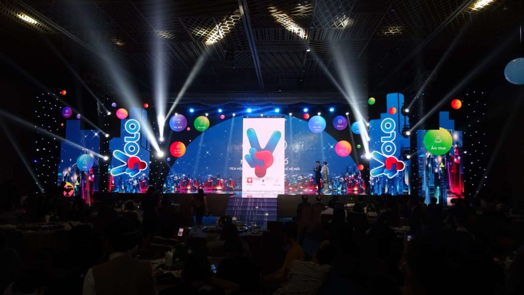 MÀN HÌNH LED - MÚA TƯƠNG TÁC - MÀN GAUZE HOLOGRAM LỄ RA MẮT YOLO