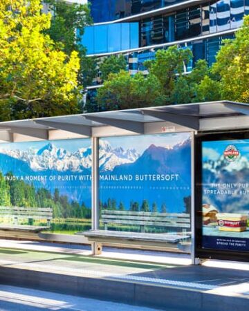 man-hinh-led-poster-hong-nhan