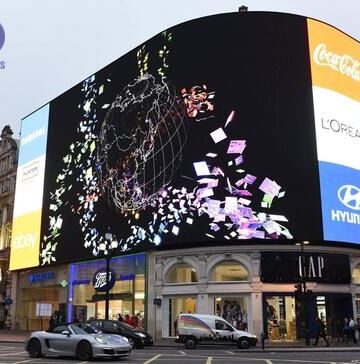 Màn hình led quảng cáo ngoài trời thường được đặt ở những địa điểm công công có nhiều người qua lại